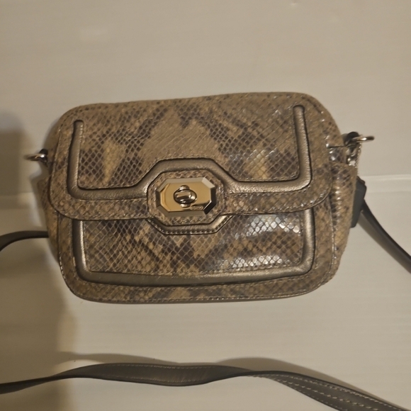 Coach Cambell Me Iridescent Python  Crossbody Bag F24849 –Rare& Stunning - Picture 4 of 16